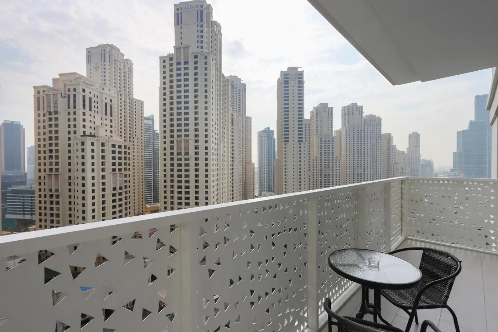 Livbnb-1Br Beachfront Escape In La Vie, Jbr Dubai 0*,  United Arab Emirates